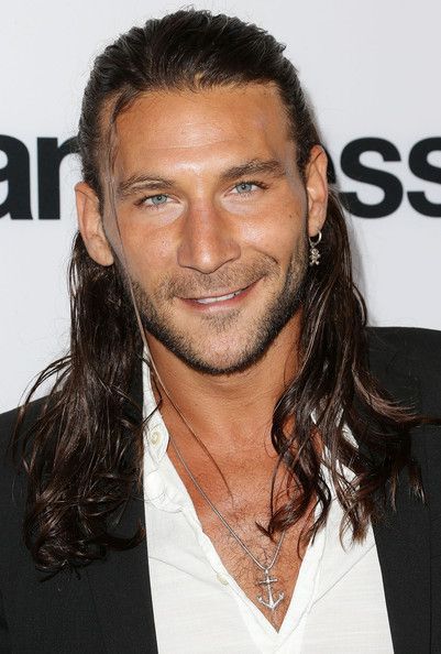 Zach McGowan (@mcgowanzach) Zack Mcgowan, Zach Mcgowan, Charles Vane, Smen, Black Sails, North Hollywood, Hollywood Actor, Long Hair Styles Men, Celebrities Male