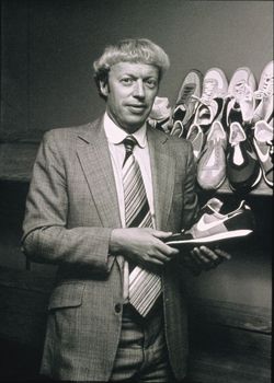 Phil Knight cofounder of NIKE!  Phil Knight Along with Bowerman, Knight helped launch Nike and turn it into one of the highest grossing sportswear brands of all time during his 50-year leadership term. Today Knight is worth an estimated $21.6 billion. Nike Posters, There Is No Finish Line, Bill Bowerman, Bar Photos, Nike Poster, Pink Floyd Art, Trill Art, Phil Knight, Rihanna Outfits