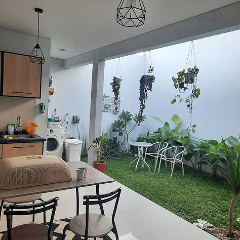 Inspirasi Dapur Aesthetic, Dapur Aesthetic Minimalist, Ruang Makan Aesthetic, Dapur Aesthetic Simple, Dapur Outdoor, Small Garden Decor, Dapur Aesthetic, Plants Decoration Ideas, Idea Dapur