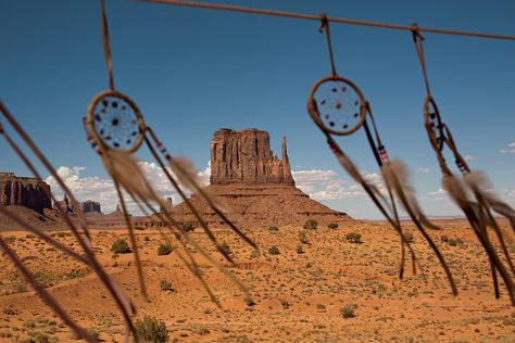 Western road trip adventures. Picture of dream catchers near the Navajo Nation in Utah’s Monument Valley Dream Catcher Pictures, National Geographic Photographers, Dreams And Nightmares, Utah Photography, Western Aesthetic, American West, Road Trip Usa, See The World, American Dream