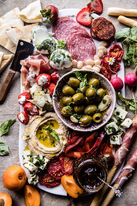 Greek Inspired Antipasto Platter | halfbakedharvest.com @hbharvest Easter Brunch Menu, Summer Bbq Recipes, Fest Mad, Antipasto Platter, God Mat, Brunch Menu, Idee Pasto Sano, Cheese Platters, Meat And Cheese