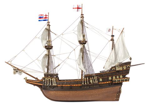 Cardboard Pirate Ship, Lego Pirate Ship, Golden Hind, Model Ship Kits, Pirate Boats, Scale Model Ships, Model Ship Building, Old Sailing Ships, Props Concept