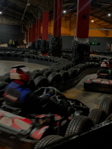 Perfect aesthetic, day out, go-Karting Go Cart Aesthetic, Go Carts Aesthetic, Go Carting Aesthetic, Go Kart Date, Go Karting Aesthetic, Karting Aesthetic, Paint Date Night, Cars Couple, Splatter Room