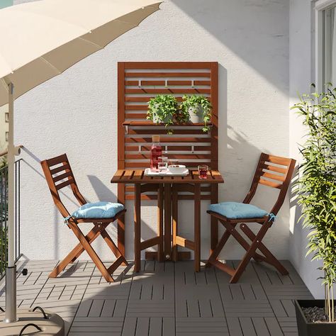 ÄPPLARÖ Wall panel, outdoor - brown stained brown - IKEA Ikea Applaro, Klein Balkon Decor, Dark Flooring, Kursi Outdoor, Balcon Mic, Outdoor Table And Chairs, Ikea Outdoor, Small Balcony Decor, Mesa Exterior