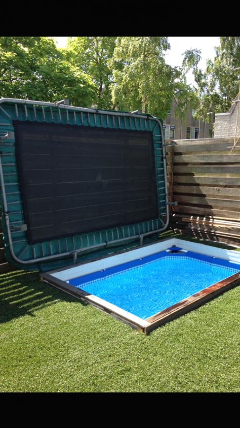 Pool covered by a trampoline. Brilliant! Pool covered by a trampoline. Brilliant!... #Brilliant #covered #Pool #garden #gardenideas #landscapingideas Diy Swimming Pool, Hair Flyer, Above Ground Pool Landscaping, Small Pool Design, Above Ground Pool Decks, Backyard Pool Landscaping, Hairstyles For, Diy Pool, Rainbow Balloons