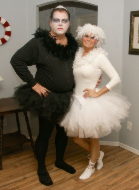 easy homemade halloween couples costume "the Black Swan" #blackswan #tutu #goodtimes Black Swan Couple Costume, Black And White Swan Costume, White Swan Costume, Black And White Swan, Halloween Couples Costume, Swan Couple, Swan Costume, Funny Couple Costumes, Black Swan Costume