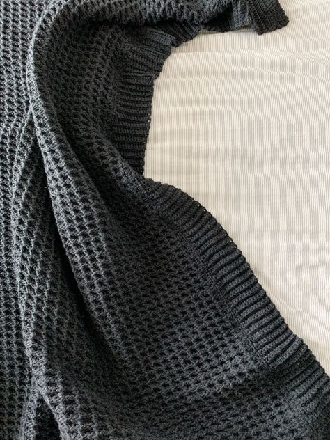 The Preston Blanket- Free Crochet Pattern — Meghan Makes Do Quick Crochet Blanket, Modern Haken, Crochet Trendy, Modern Crochet Blanket, Crochet Throw Pattern, Throw Blanket Pattern, Winter Crochet, Crochet Blanket Designs, Crochet Throw Blanket