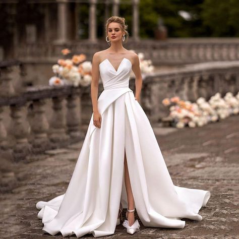 60487.0XAF 49% OFF|Msikoods Elegant Wedding Party Dress 2024 Women Sweethearts Satin Wedding Gown With Pocket Side Split  Bespock Bride Dresses| |   - AliExpress Satin Wedding Dress With Pockets, Shiny Wedding Dress, Elegant Wedding Party, Wedding Gown Simple Elegant, Wedding Couture, Satin Wedding Gown, Wedding Dress With Pockets, Wedding Party Dress, Dress 2024