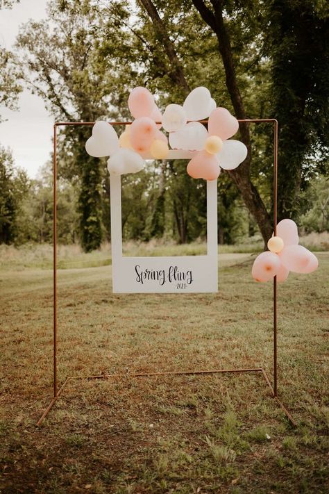 Spring Dance Ideas For Middle School, Spring Fling Decor, Spring School Dance Decorations, Spring Fling Dance Ideas, Middle School Dance Decorations, Spring Fling Party Decorations, Spring Fling Party Ideas, Spring Formal Decorations, Spring Dance Ideas