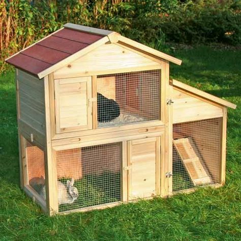 Une cage pour lapin très mignonne pour le jardin : une bonne façon de faire découvrir la nature et les animaux à bébé ! Rabbit Farm, Bunny Cages, Bunny House, Rabbit Hutches, Chinchillas, Hamsters, Animal House, Simple House, Hutch