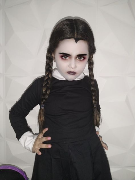 Wednesday Makeup Kids, Wednesday Addams Face Paint, Wednesday Face Paint, Wednesday Addams Makeup Kids, Wednesday Addams Makeup, Halloween Makeup For Kids, Abigail Adams, Wednesday Dress, Joker Costume