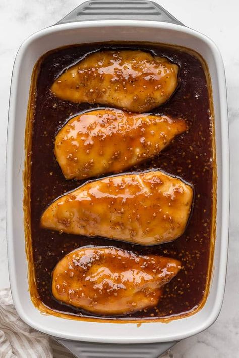 Honey Garlic Chicken Baked Easy, Honey Roast Chicken, Baked Honey Garlic Chicken Tenders, Baked Chicken Recipes With Sauce, Honey Garlic Chicken Sheet Pan, Honey Chicken Recipe Easy Baked, Easy Oven Recipes Dinners, Honey Garlic Chicken Oven, Juicy Chicken Breast Oven