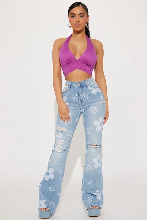 Light Wash Flare Jeans, White Set, Fashion Nova Jeans, Print Placement, Unique Print, Size 13, Flare Jeans, Fashion Nova, Floral Print