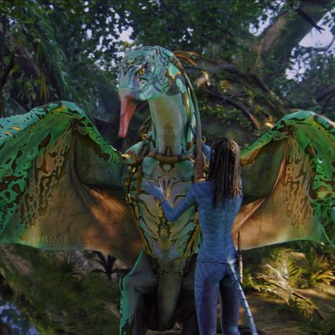 Neytiri Pfps, Tsireya Aesthetic, Water Animals Art, Alien Avatar, New Avatar Movie, Avatar Neytiri, Avatar Film, Avatar Animals, Avatar Tattoo