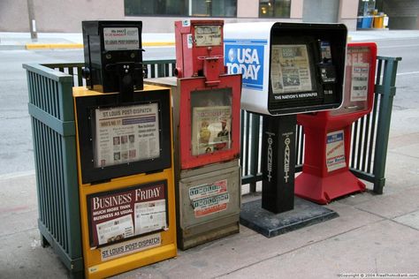 1954 Newspaper vending machine, Columbia Newspaper Vending Machine, Newspaper Display, Theatre Decorations, Newspaper Stand, Book Mood, Old Commercials, Inanimate Objects, Vending Machines, Free Library