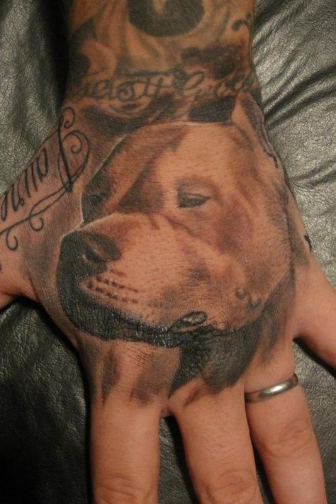 Tumblr: By Lisandro Libaak on his own hand (Auto tattoo). Buena Vida Tattoo Studio. Córdoba Argentina. Pitbull Hand Tattoo, Dogo Argentino Tattoo, Auto Tattoo, Texas Tattoos, Aztec Tattoo Designs, Pitt Bulls, Aztec Tattoo, Studio C, Tattoo Outline