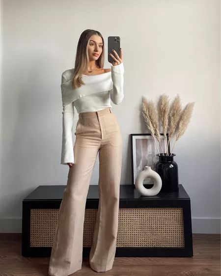 Brigitte Asymmetric Knit Top- Cream curated on LTK Feminine Outfits Winter, Casual Feminine Outfits, Fall Chic Outfits, Cream Outfit, Outfit Elegantes, Sophisticated Outfits, Elegantes Outfit, Looks Chic, Warm Outfits