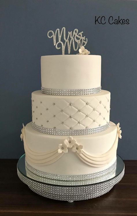 Wedding Cakes Elegant Simple, Wedding Cake Sparkle, Simple Wedding Cake Designs, Simple Elegant Cakes, Wedding Cake Designs Elegant, 25th Wedding Anniversary Cakes, Wedding Cake Designs Simple, Wedding Cake Simple Elegant, White And Gold Wedding Cake