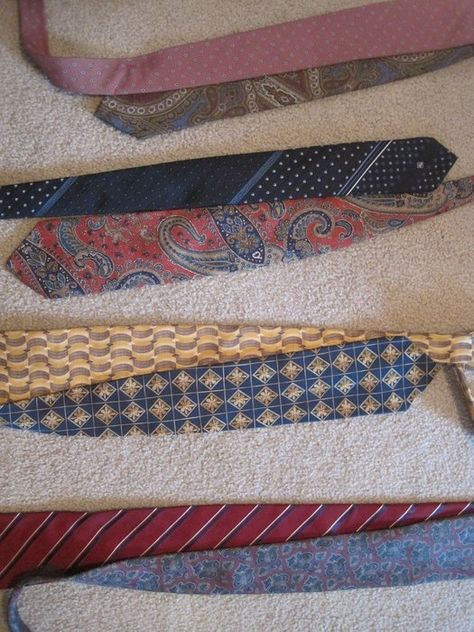 Obi Belt Pattern, Tie Projects, Bowtie Necklace, Mens Ties Crafts, Necktie Quilt, Necktie Crafts, Tie Ideas, Old Ties, Diy Belts