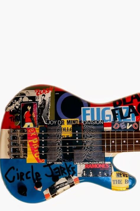 Psychedelic flea bas "c-punk bass" Flea Bass Guitar, Painted Bass Guitar, Flea Bass, Painted Guitar, Punk Drawing, Guitar Designs, Guitar Painting, Guitar Stuff, Damaged Goods