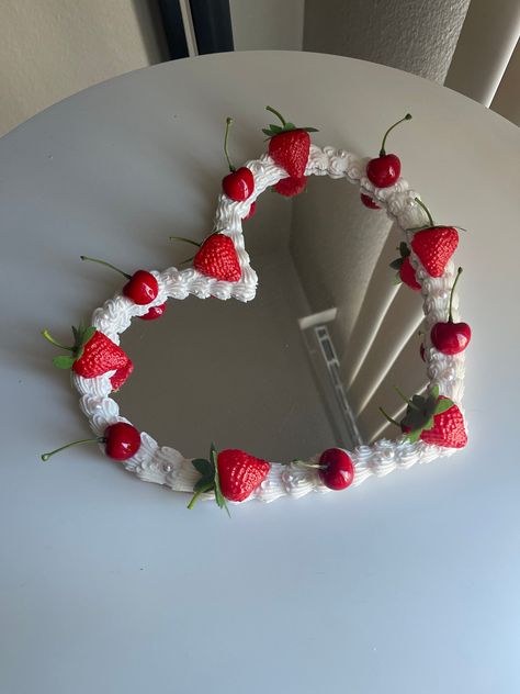 ready-to-ship cake heart mirror <3 Clay Cake Ideas, Room Decor Diy Aesthetic Room Decor Diy, Food Mirror, Cake Mirror, Berries Cake, Ship Cake, Candy Decorations Diy, Girls Night Crafts, Cake Heart