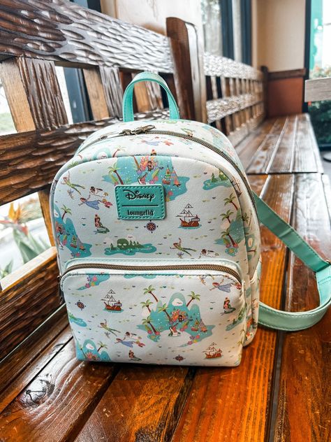 Peter Pan mini backpack Disney World Backpack, Peter Pan Disney, Disney Loungefly, Loungefly Bag, Disney Addict, Loungefly Disney, Disney Style, Disney Magic, Mini Fashion