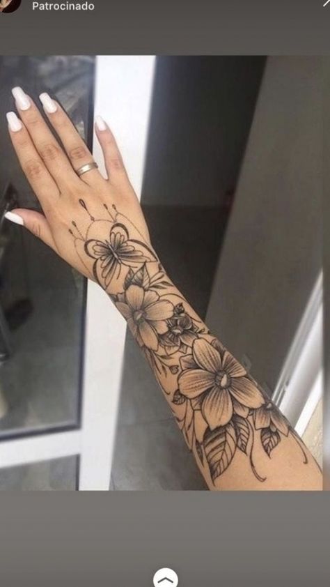 Get thousand ideas for your sexy tattoos. We present to you a selection of original tattoo designs ideas to bring you more inspiration for your tattoo. #smalltattoos #tattoo #tattoos Arm Sleeve Tattoos For Women, Polynesian Tattoos, Forarm Tattoos, Geometric Tattoos, Cat Tattoos, Inspiration Tattoos, Forearm Tattoo Women, Japanese Tattoos, Geniale Tattoos