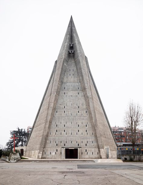 Eco Friendly Building, Brutalism Architecture, Villa Maria, Sacred Architecture, Religious Architecture, European Architecture, Architectural Photographers, Brutalist Architecture, Italy Photo