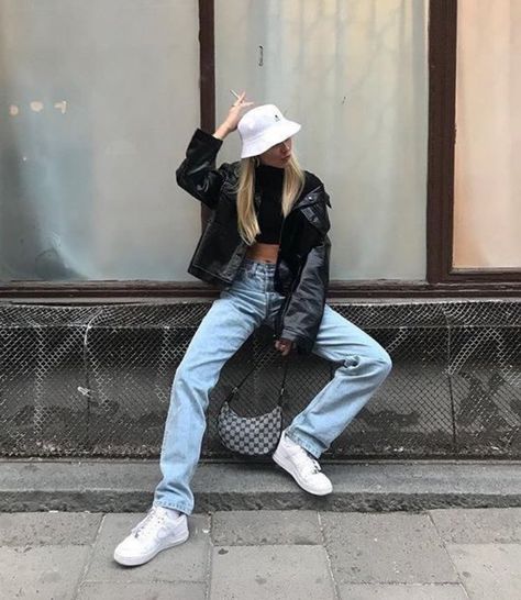 iconic fashion on Twitter: "Jacket and jeans… " Iconic Fashion, Streetwear Aesthetic, Urban Street Style, Urban Dresses, Mode Inspo, Mode Inspiration, Looks Vintage, Fashion Killa, Urban Fashion