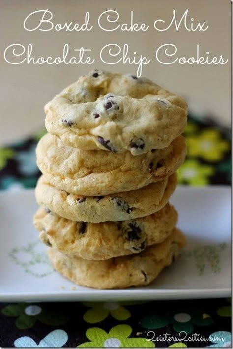 Chocolate Cake Box Cookies, Cake Mix Chocolate Chip Cookies, Caramel Chips, Simple Chocolate Chip Cookie Recipe, Cake Batter Cookies, Cake Box Cookies, Box Cookies, Mix Chocolate, Cake Mix Cookie