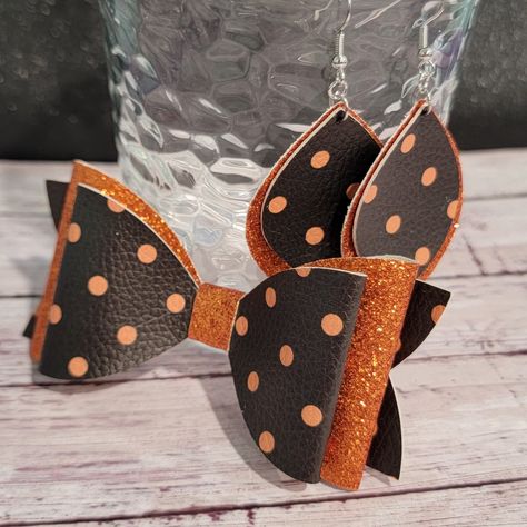 Fall Hair Bows, Fall Hair Bow, Pattern Hair, Hair Jewellery, Orange Glitter, Double Bow, Zig Zag Pattern, Halloween Fall, Bow Earrings