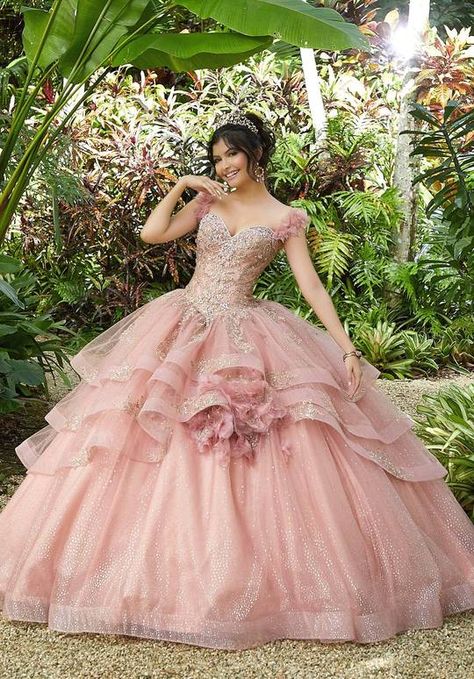 Pink Quinceanera Dresses, Pink Sparkly Dress, Xv Ideas, Pink Quinceanera, Charro Quinceanera Dresses, Quinceanera Photoshoot, Quinceñera Dresses, Quinceanera Dresses Pink, Sparkly Prom Dress