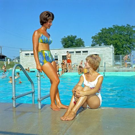 32 Vintage Photographs of Beautiful Women Modeling for Swimsuits in the 1960s32 Vintage Photographs of Beautiful Women Modeling for Swimsuits in the 1960s Women Modeling, Swedish Men, Social Norms, Huge Hair, Glamour Shots, 50s Vintage, Janis Joplin, Swimsuit Models, Studio Portraits