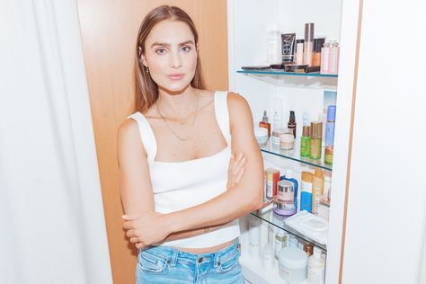 One of Nike's master trainers on her post-workout skincare routine, the highlighters she wears out, and how she stays fit. Glossier Mask, Kirsty Godso, Dior Lip Glow, Best Blenders, Beauty Storage, Armani Beauty, Beauty Inside, Very Long Hair, Makeup Tutorials