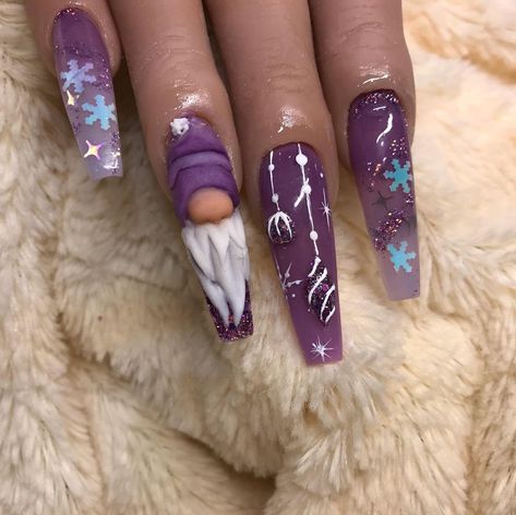 Gonks Christmas Nails, Gnome Nails Christmas, Christmas Gnome Nail Designs, Gonk Christmas Nails, Purple Xmas Nails, Gnome Nails Art, Gnome Christmas Nails, Gnome Nail Designs, Gonk Nails