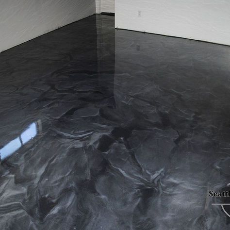 Designer Metallic Epoxy Basement Floor Epoxy Basement Floor, Epoxy Floor Basement, Basement Gym Ideas, Basement Flooring Options, Old Basement, Metallic Epoxy Floor, Серая Кухня, Rustic Basement, Painting Tile Floors