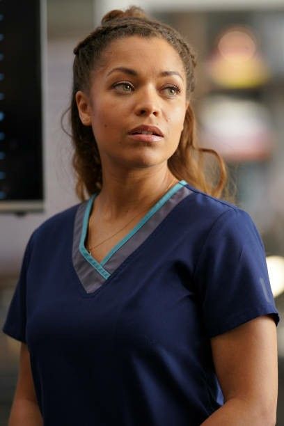 Claire Good Doctor, Antonia Thomas The Good Doctor, Claire Browne, Neil Melendez, The Good Doctor Abc, Mixed Beauty, Good Doctor Series, Antonia Thomas, Study Inspiration Quotes