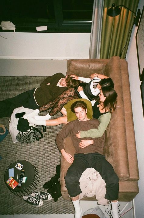 Cuddling Pose 3 People, Four People Sleeping Reference, Person Reclining Reference, Couch Nap Aesthetic, People Sleeping Aesthetic, 3 People Sleeping Pose, Two Figures Reference, Friends Sleeping Together Aesthetic, Friend Group Cuddling