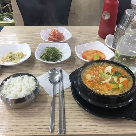 K Food, Food Babe, Healthy Lifestyle Food, Food O, Food Goals, Aesthetic Themes, Korean Food, Pretty Food, Food Cravings