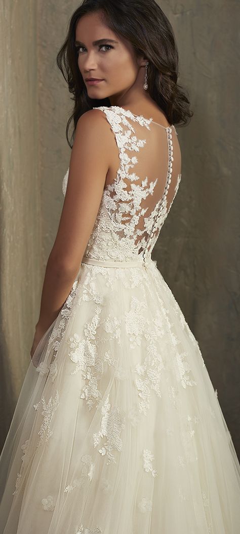 Hannah Wedding Dress, Wedding Dresses Lace Open Back, Wedding Dress Backs, Train Wedding, Gold Wedding Dress, Beautiful Wedding Gowns, Chapel Train, Beaded Applique, Dresses Lace