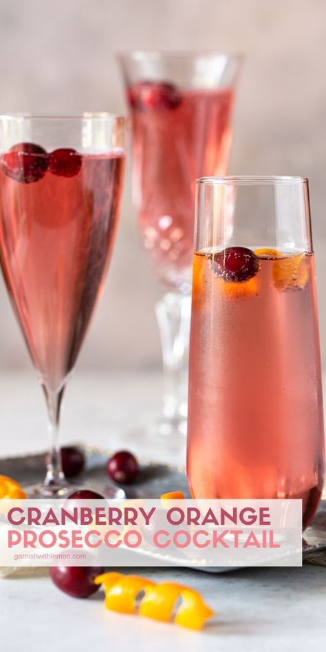 Cocktail Prosecco, Prosecco Drinks, Holiday Bar, Prosecco Cocktails, Cranberry Cocktail, Christmas Cocktail, Holiday Brunch, Boozy Drinks, Festive Drinks