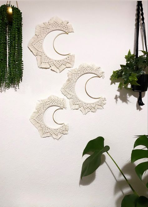 Ramadan Macrame, Macrame Crescent Moon, Moon Macrame, Plymouth England, Macrame Home, Macrame Wall Hangings, Macrame Home Decor, Macrame Knots Tutorial, Ramadan Decoration