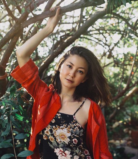 Kimiko Glenn Kimiko Glenn, Story Characters, Attractive People, Woman Crush, Asian Actors, Real Talk, Orange Black, Character Inspiration, Gq