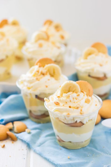 Banana Pudding Cups, Puding Pisang, Banana Pudding From Scratch, Homemade Vanilla Pudding, Banana Pudding Desserts, Easy Banana Pudding, No Bake Banana Pudding, Dessert Cups Recipes, Homemade Banana Pudding