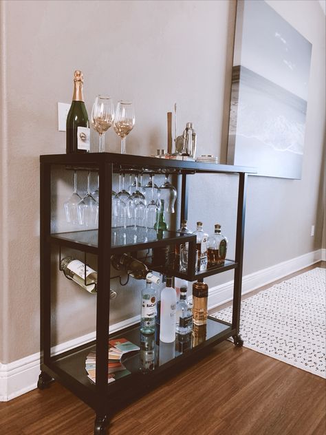 Black Bar Cart Ideas, Black Bar Cart, Bar Cart Inspo, Modern Man Cave, Dining Room Bar Cart, Alcohol Bar, Luxury Bar, Life Vision, Bar Cart Decor