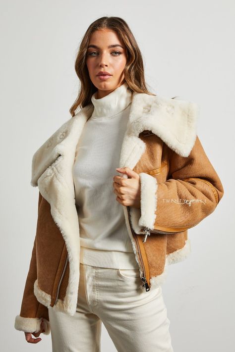 Arya Shearling Jacket - M / Camel Scotland Outfit, Sherling Coat, Outfits Blanco, Sherling Jacket, Fur Coat Outfit, Street Style Fall Winter, Shearling Jacket Women, Layering Jacket, Fox Fur Jacket