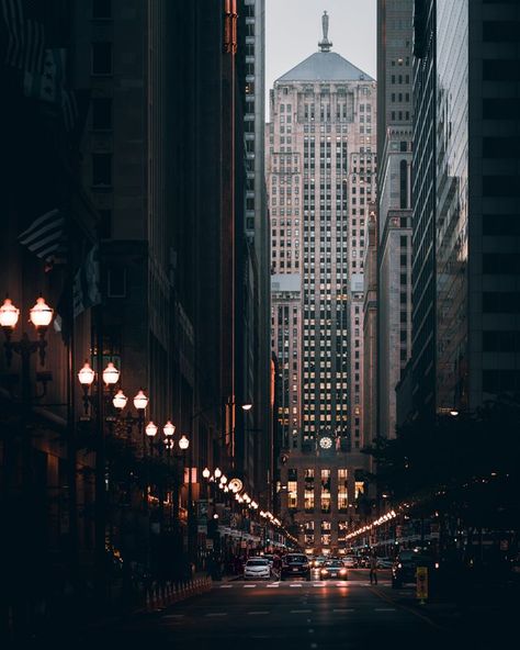 Chicago Board of Trade [OC] [4428x5535] : CityPorn Trade Aesthetic, Chicago Board Of Trade, Chicago Usa, Japanese Doll, City Pictures, Still Alive, Make Yourself, Chicago Illinois, Urban Landscape