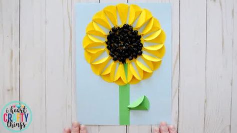 Sunflower Crafts For Kids, Crafts For Kids Preschool, Sunflower Craft, Time Craft, Spring Flower Crafts, Jellyfish Craft, Sunflower Crafts, Paper Sunflowers, Spring Crafts For Kids