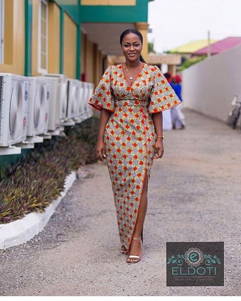 So lovely! ~African fashion, Ankara, kitenge, African women dresses, African prints, African men's fashion, Nigerian style, Ghanaian fashion ~DKK Latest African Styles, Afrocentric Fashion, Mode Prints, African Dresses Modern, Afrikaanse Mode, Ankara Designs, Gaun Fashion, African Designs, Ankara Dresses