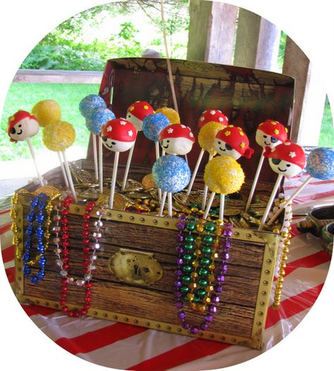 cake pops Pirate Themed Cake, Pirate Cake Pops, Themed Cake Pops, Pirate Birthday Cake, Mermaid Pirate Party, Lego Invitations, Sixth Birthday, Superhero Birthday Cake, Pop Ideas